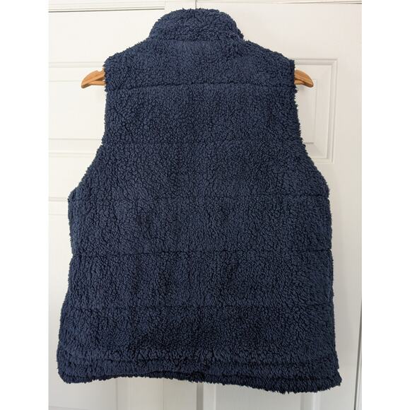 Crown & Ivy Reversible Plaid Fleece Puffy Vest - Picture 5 of 8